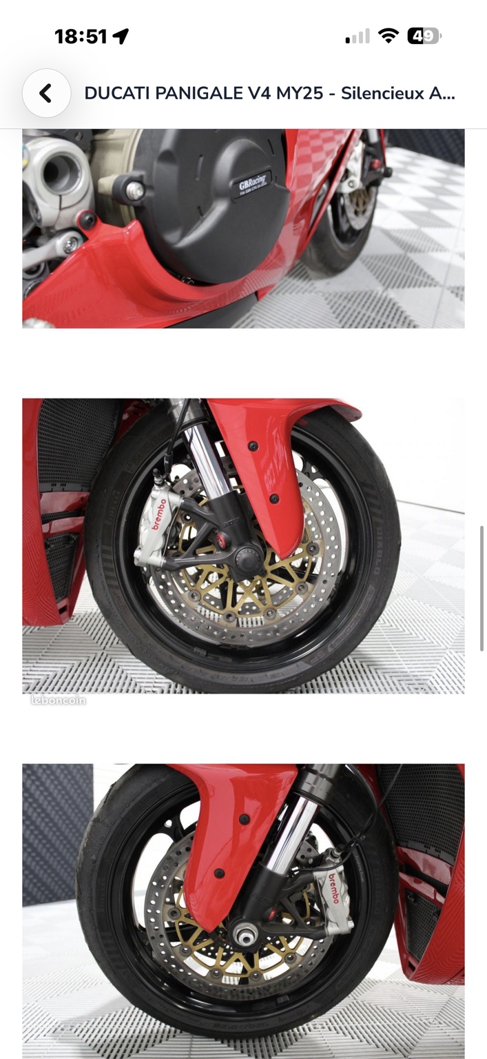 Roue avant, disques et étrier de frein de la Panigale V4 MY25